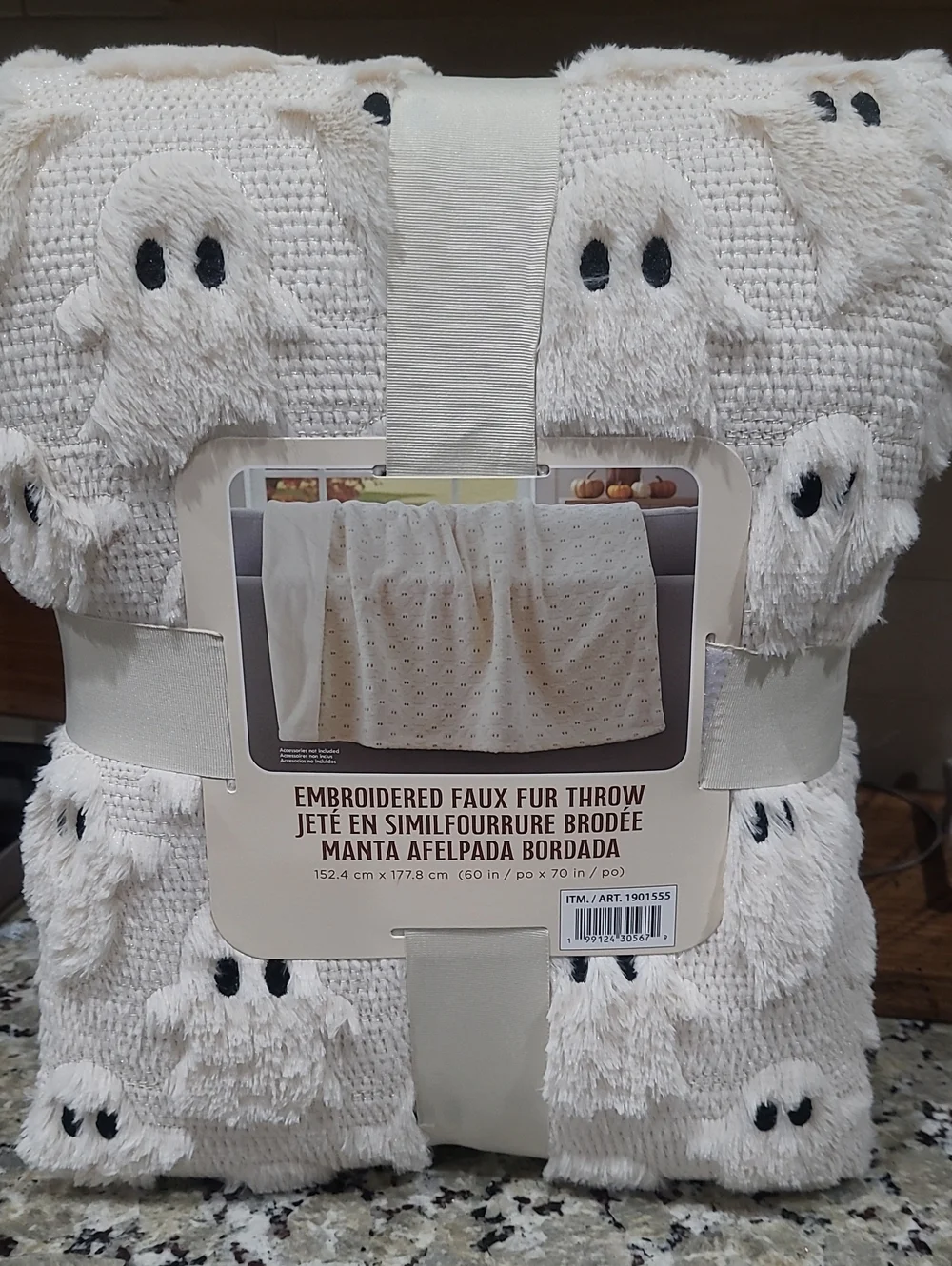 NEW  Viral Ghost Throw Blanket